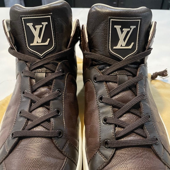 Louis Vuitton Authentic Damier Sneakers - Picture 3 of 11